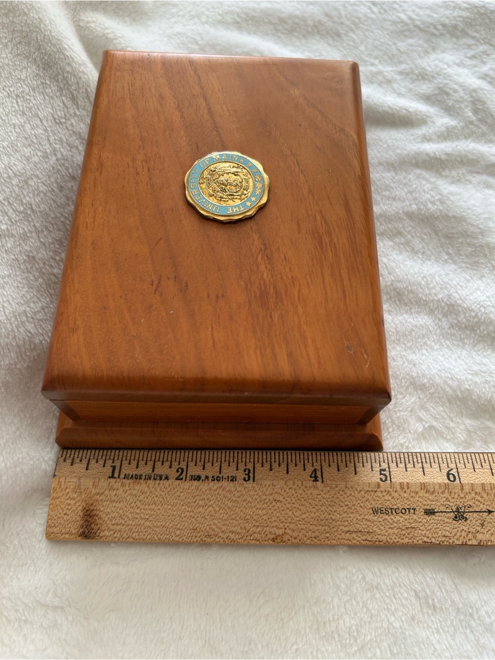 Wooden music box with University of Maine brass medallion - Picture 10 of 11
